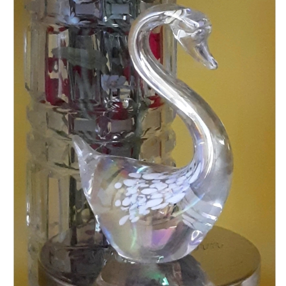 Crystal Swan With Pretty White Art Iridescent.